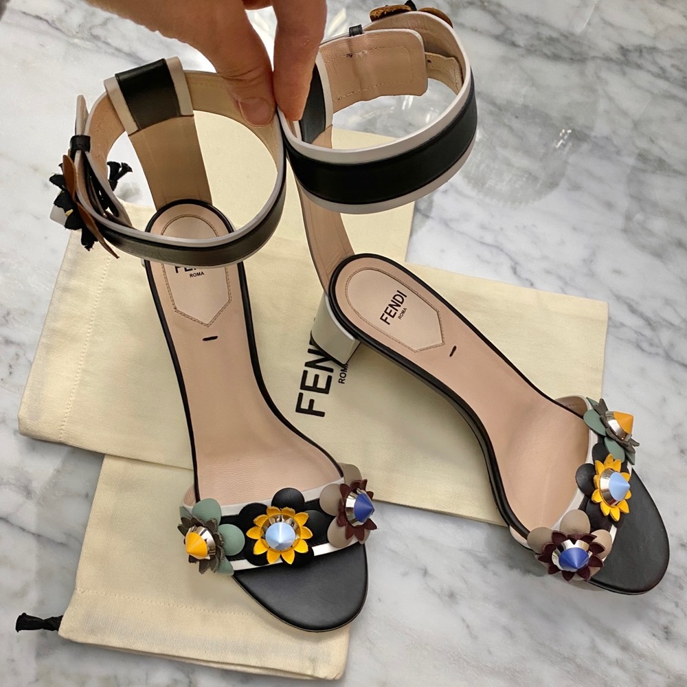 Gorgeous✨FENDI 🌼Flowerland 🌼Colorblock Leather Sandals - Picture 5 of 11